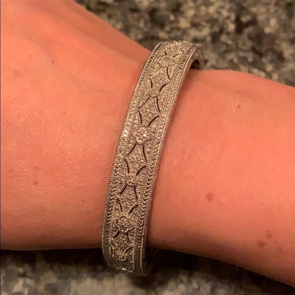 Diamond bracelet
